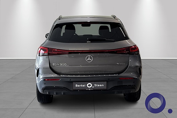 Mercedes-Benz EQA300 4 of 5