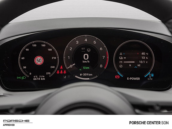 Porsche Cayenne 25 of 30