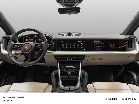 Porsche Cayenne 21 of 30