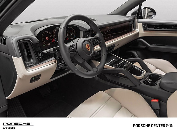 Porsche Cayenne 4 of 30