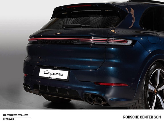 Porsche Cayenne 10 of 30