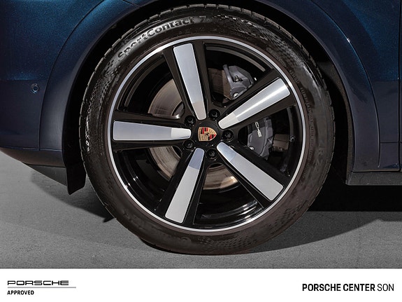 Porsche Cayenne 19 of 30