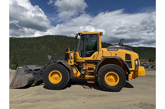 Volvo L60H 2 of 5