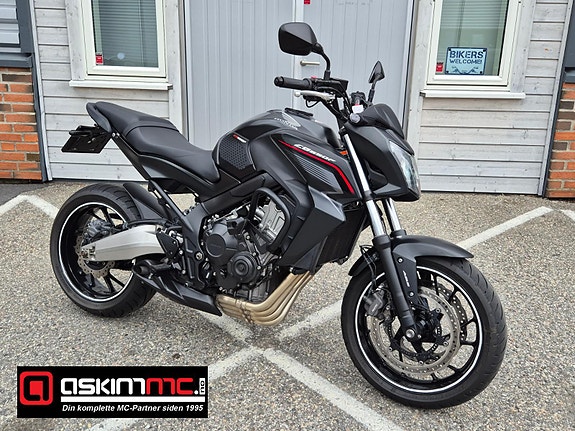 Honda CB 650 F ** NY SERVICE/GARANTI **