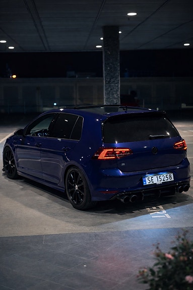 Volkswagen Golf VII 12 of 28
