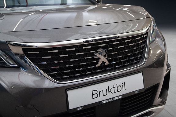 Peugeot 3008 3 of 5