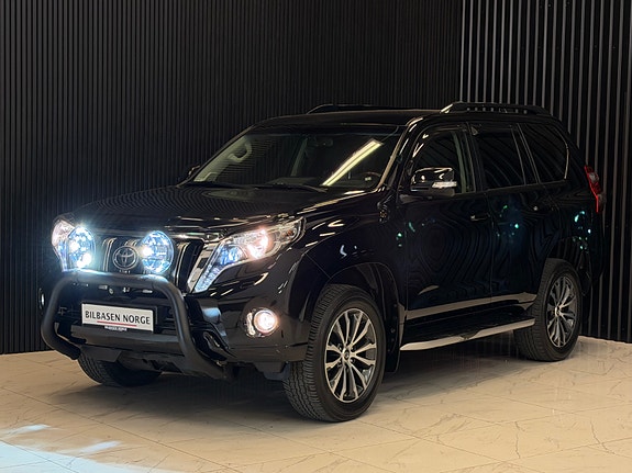 Toyota Land Cruiser 3 of 5