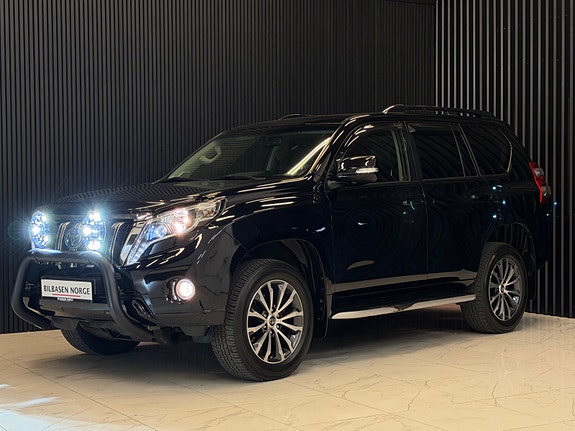 Toyota Land Cruiser 4 of 5