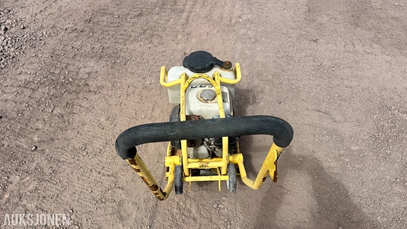Bomag Vibroplate 4 of 5