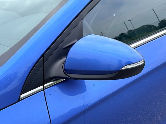 Hyundai IONIQ 8 of 30