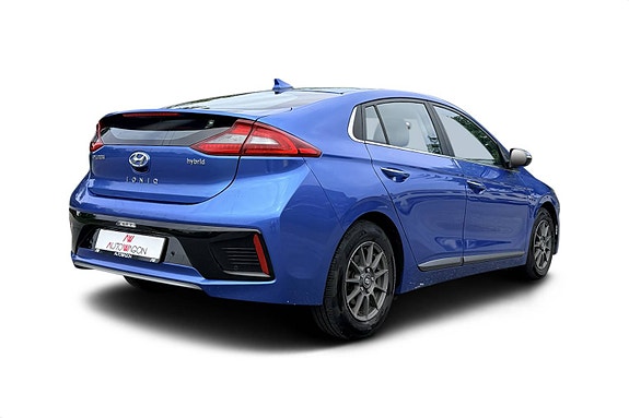 Hyundai IONIQ 4 of 30