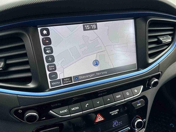 Hyundai IONIQ 20 of 30