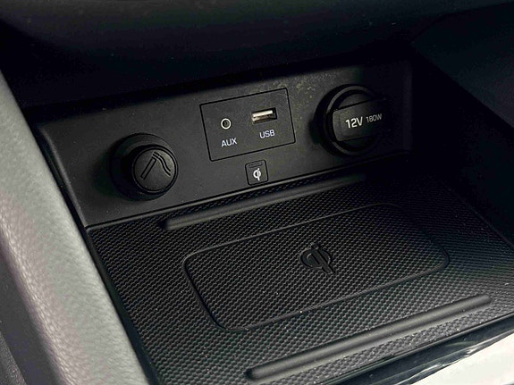 Hyundai IONIQ 28 of 30