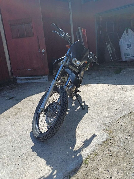 Aprilia SX 50 3 of 5