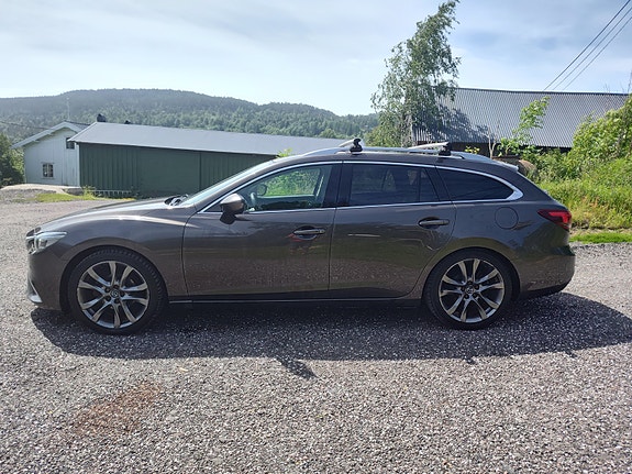 Mazda 6 2 of 5