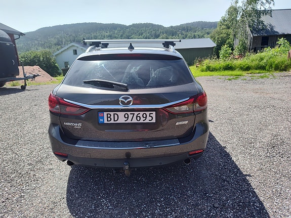 Mazda 6 4 of 5