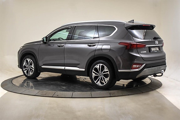 Hyundai Santa Fe 3 of 5