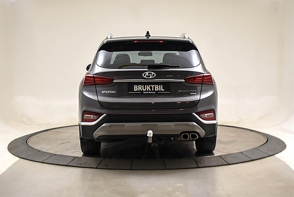 Hyundai Santa Fe 4 of 5