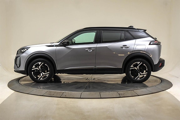 Peugeot e-2008 2 of 24