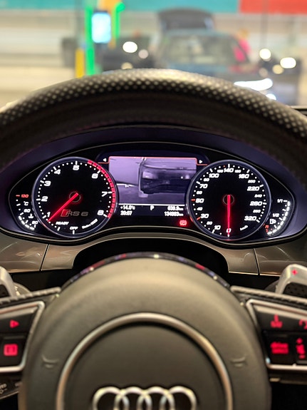 Audi RS6 12 of 19
