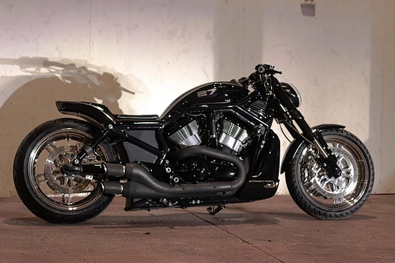 Harley-Davidson VRSCDX Bad Boy Street Rod 3 of 5