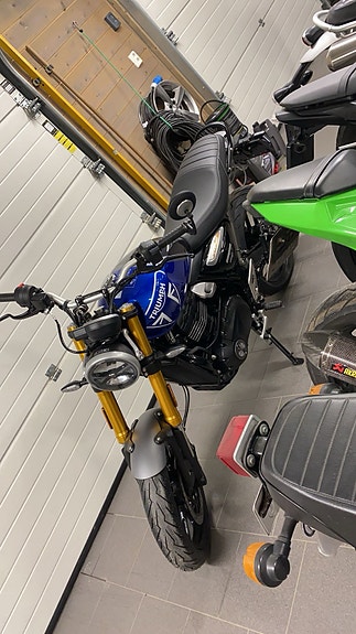 Triumph Speed 400 3 of 3