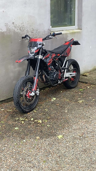 Fantic XMF 125 2 of 5