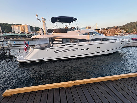2001 Fairline Squadron 65 fot. «Jolle» siste bilde inkl ved hurtig salg! Ring! 4 of 30