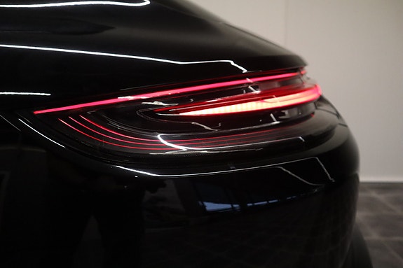 Porsche Panamera 10 of 30