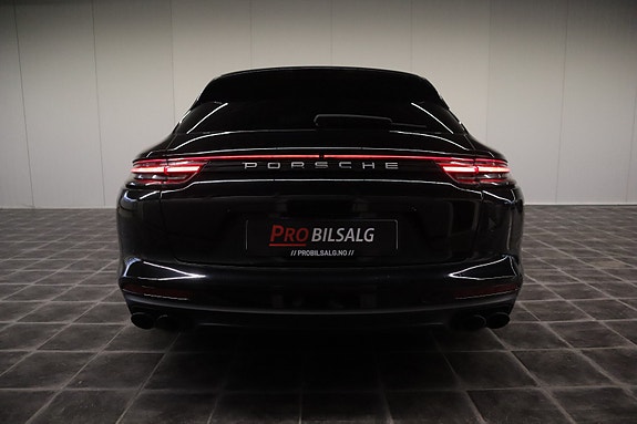 Porsche Panamera 8 of 30