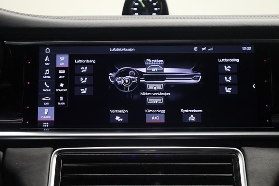 Porsche Panamera 26 of 30