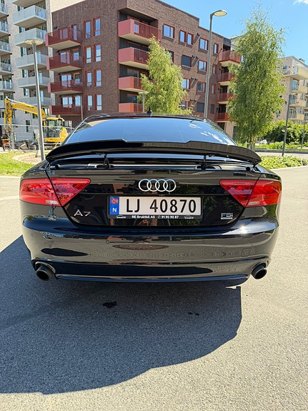 Audi A7 5 of 5