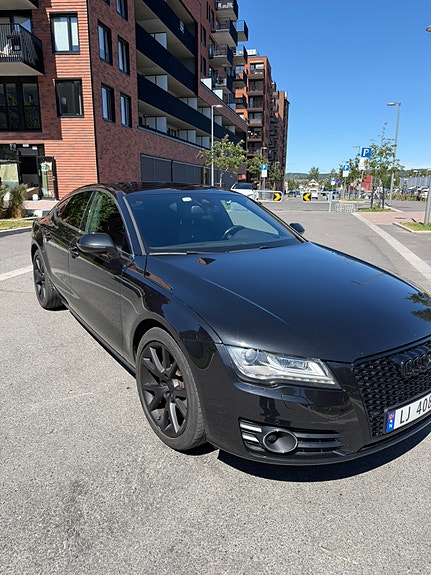 Audi A7 3 of 5