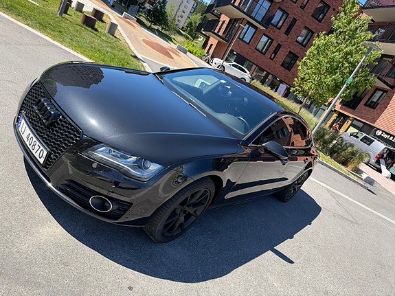 Audi A7 4 of 5