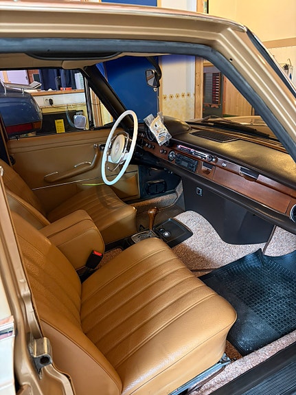 Mercedes-Benz 280 Se 1971 photo 4