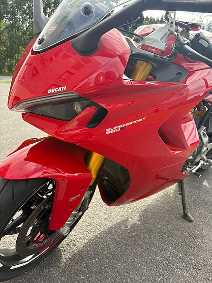 Ducati SuperSport 5 of 5