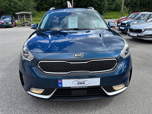 Kia Niro 2 of 5