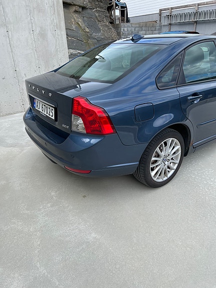 Volvo S40 4 of 5