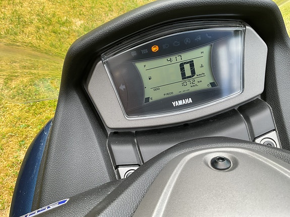 Yamaha NMax 125 4 of 5