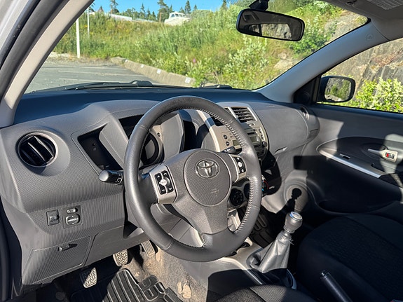 Toyota Urban Cruiser 11 of 19