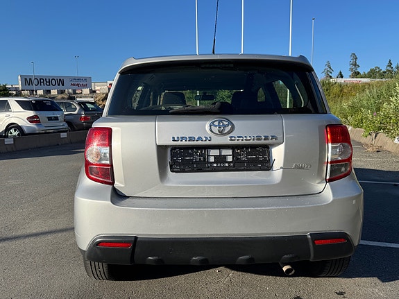 Toyota Urban Cruiser 4 of 5