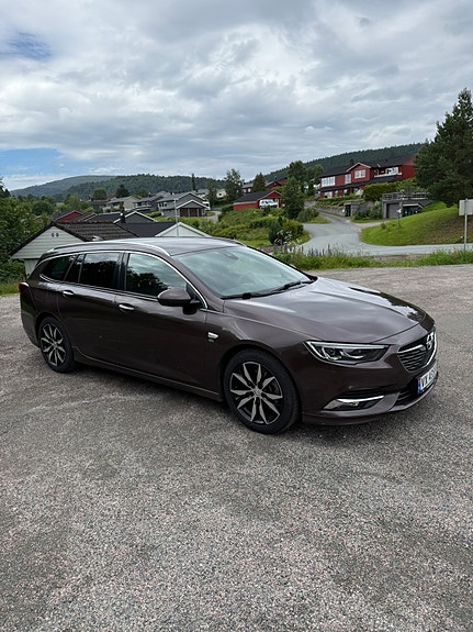 Opel Insignia 8 of 30