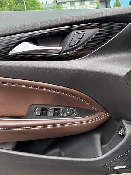 Opel Insignia 26 of 30