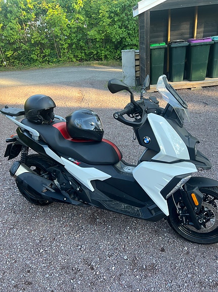 BMW C 400 X 3 of 12