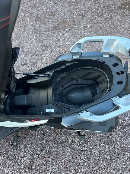 BMW C 400 X 11 of 12