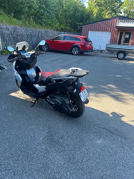 BMW C 400 X 2 of 5