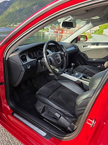 Audi A4 13 of 23