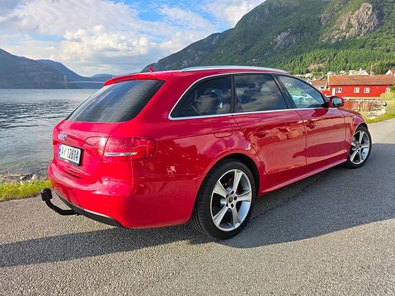 Audi A4 4 of 23