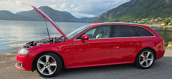 Audi A4 5 of 23