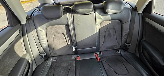 Audi A4 14 of 23